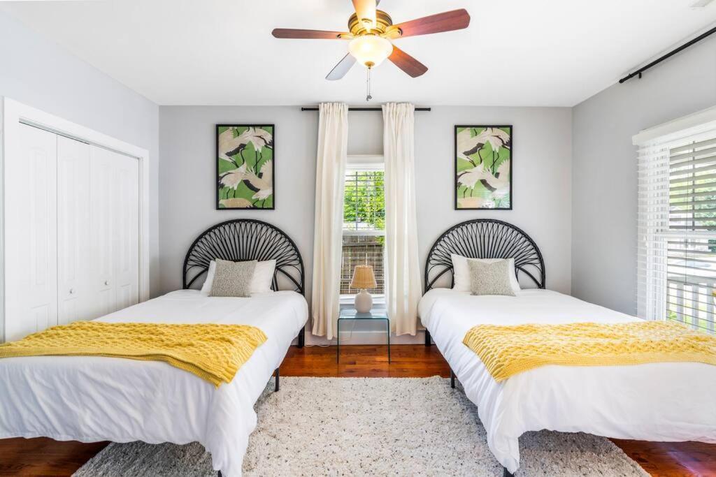 Villa Bright + New - Fire Pit - Hammock - 3 Bd Raleigh Exterior foto