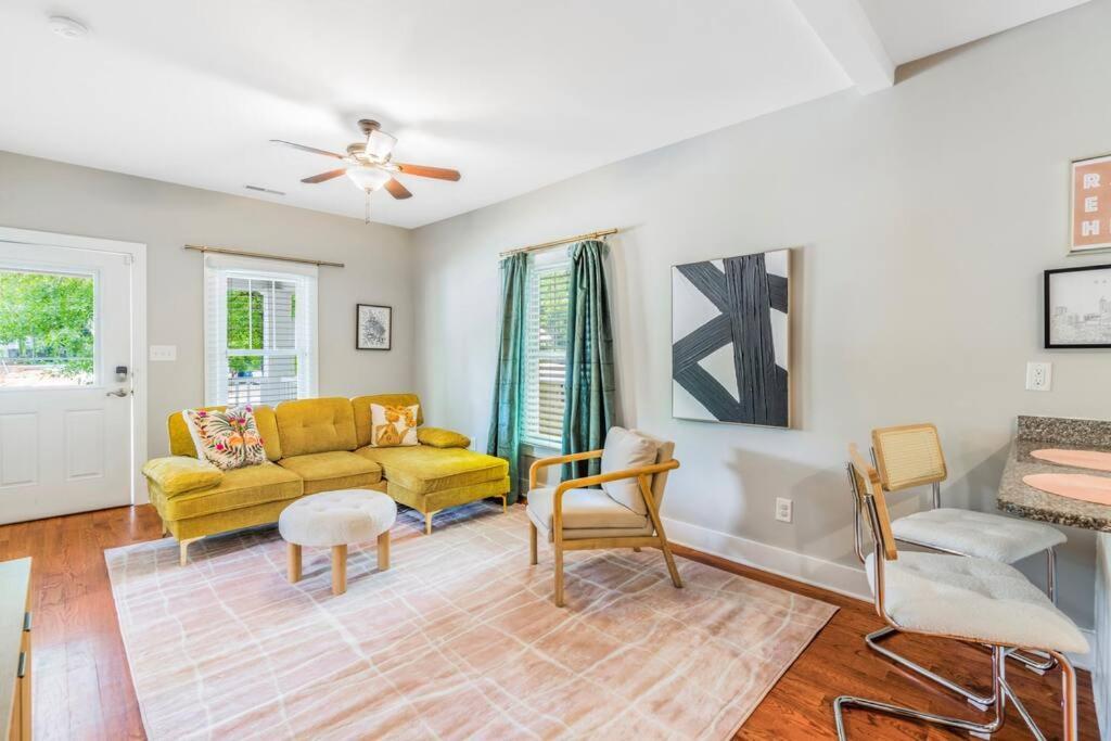 Villa Bright + New - Fire Pit - Hammock - 3 Bd Raleigh Exterior foto